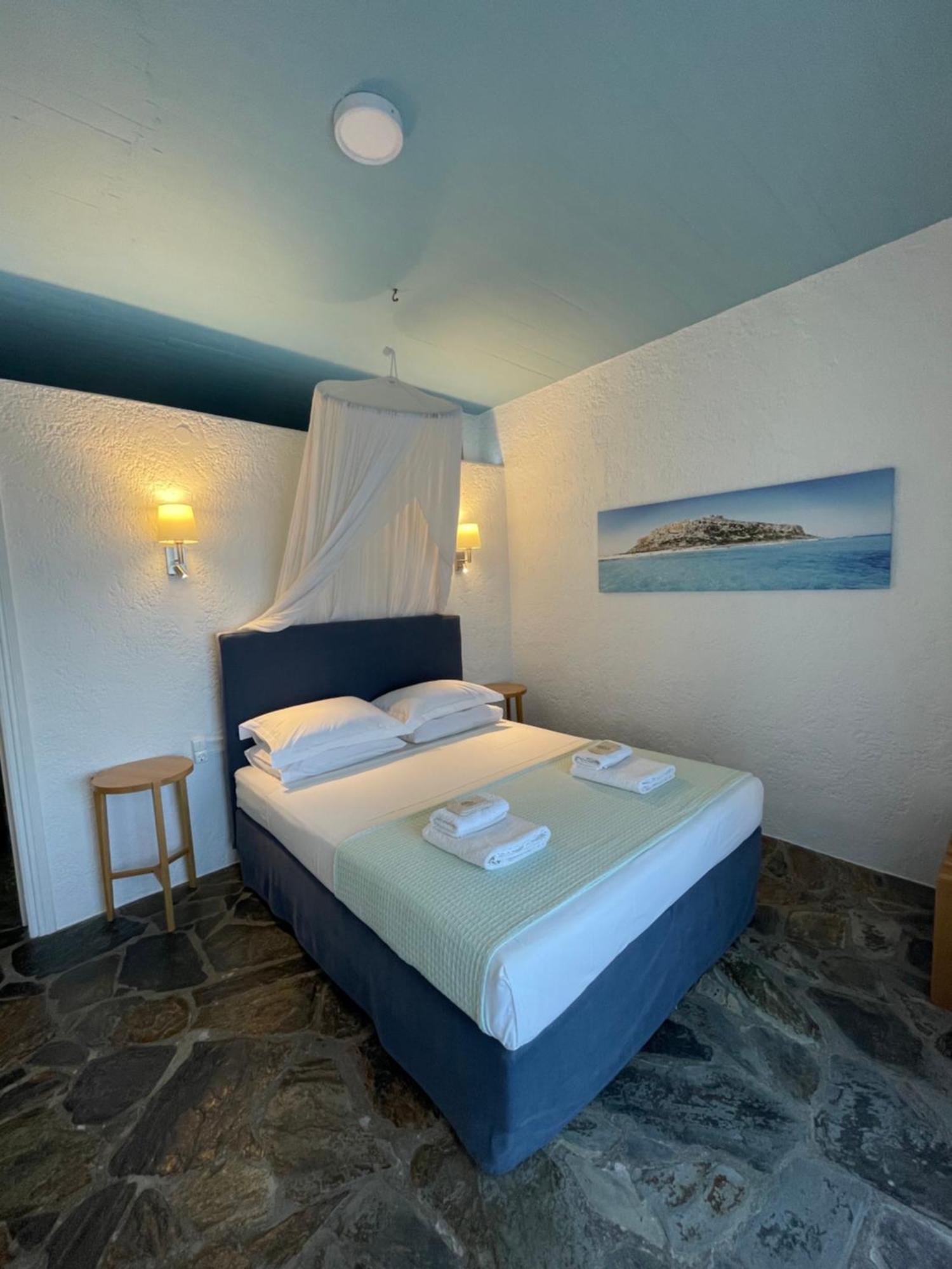 Villa Georgia Apartments & Suites Kalamaki  Bilik gambar