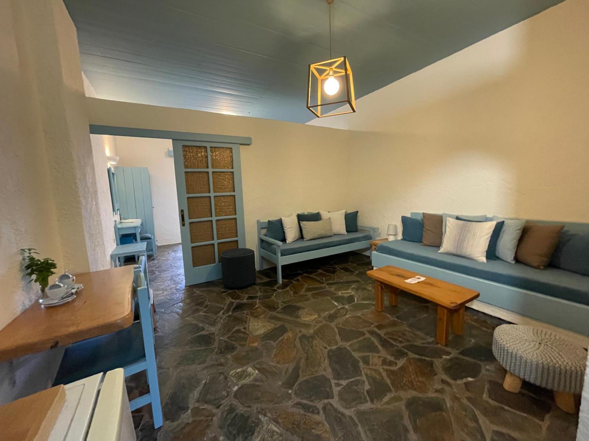 Villa Georgia Apartments & Suites Kalamaki  Bilik gambar